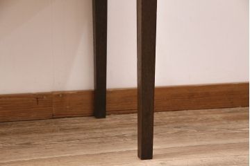 アンティークの平机の見た目を変えずに綺麗にリペア!可動部の調整を行い、現状に近しい色味に着色し仕上げ。(デスク、在宅ワーク、両袖机)