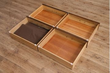 ドレクセルヘリテイジの照明付きキャビネットをリペア&カスタム!ガラス棚板を新たに製作し、入れ替え。現状に近しい色味に着色し仕上げ。(食器棚、収納棚、カップボード)