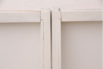 アンティークのガラス戸2枚をリペア&カスタム!高品質リペア済み商品をアンティークホワイトのペイント仕上げ。(引き戸、建具)
