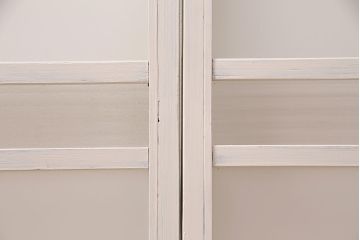 アンティークのガラス戸2枚をリペア&カスタム!高品質リペア済み商品をアンティークホワイトのペイント仕上げ。(引き戸、建具)