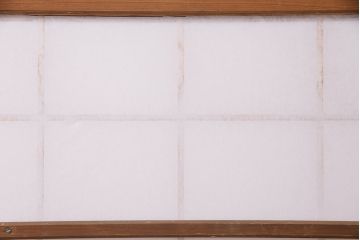昭和中期の障子戸2枚をリペア&カスタム!設置場所に合わせてリサイズ。ガラス戸の框内側に固定用の枠を製作し障子戸へリメイク。(引き戸、建具)