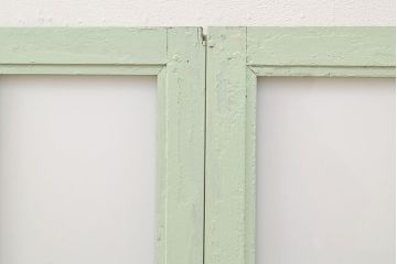フランスアンティークのフィックス窓2枚をリペア&カスタム!高品質リペア済み商品のガラスをアクリル板へ差し替え。(はめ殺し窓)