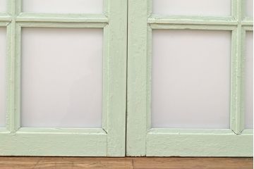フランスアンティークのフィックス窓2枚をリペア&カスタム!高品質リペア済み商品のガラスをアクリル板へ差し替え。(はめ殺し窓)