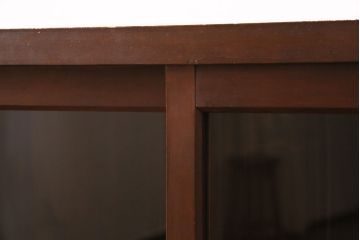 戸棚をリペア&カスタム!可動部の調整を行い、ガラスをクリアガラスへ入れ替え。(収納棚、キャビネット、サイドボード)