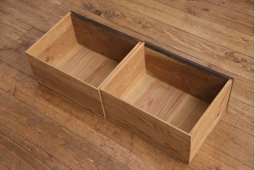 アンティークの収納棚をリペア&カスタム!可動部の調整を行い、傷んだ木部の交換。濃い茶色で着色し仕上げ。(戸棚、キャビネット、食器棚、サイドボード)