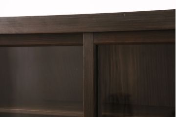 アンティークの収納棚をリペア&カスタム!可動部の調整を行い、傷んだ木部の交換。濃い茶色で着色し仕上げ。(戸棚、キャビネット、食器棚、サイドボード)