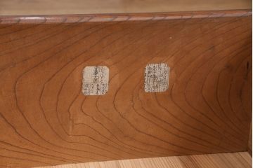 明治大正期の仙台箪笥ローボードの見た目を変えずに綺麗にリペア!鍵の交換。底板の張り替え。(ローチェスト、時代箪笥、引き出し)