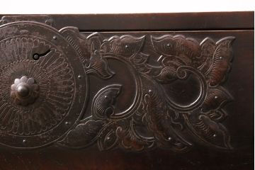 明治大正期の仙台箪笥ローボードの見た目を変えずに綺麗にリペア!鍵の交換。底板の張り替え。(ローチェスト、時代箪笥、引き出し)
