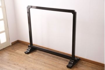 昭和中期の衝立の見た目を変えずに綺麗にリペア!クリーニング、色剥げの補修。(パーテーション、つい立て)