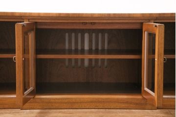 ドレクセルヘリテイジのテレビボードをリペア&カスタム!可動部の調整を行い、背面穴開け加工。(ローボード、収納棚、キャビネット)