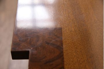 ドレクセルヘリテイジのテレビボードをリペア&カスタム!可動部の調整を行い、背面穴開け加工。(ローボード、収納棚、キャビネット)