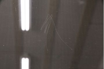 昭和中期のガラス戸3枚をリペア&カスタム!設置場所に合わせてリサイズ。欠損した引き手を取り付け。外部用塗装で仕上げ。(引き戸、建具)