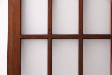 昭和初期の木製ドアをリペア&カスタム!設置場所に合わせてリサイズ。すりガラスへ入れ替え。濃い茶色で着色し仕上げ。(ガラスドア、建具、木製扉)