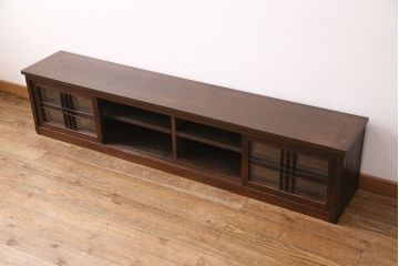 大正期のローボードをリペア&カスタム!建具の金網をクリアガラスへ差し替え。天板、可動式の棚板を取り付け。新材のみ着色し仕上げ。(収納棚、テレビ台)