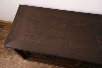 大正期のローボードをリペア&カスタム!建具の金網をクリアガラスへ差し替え。天板、可動式の棚板を取り付け。新材のみ着色し仕上げ。(収納棚、テレビ台)