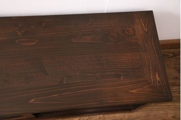 大正期のローボードをリペア&カスタム!建具の金網をクリアガラスへ差し替え。天板、可動式の棚板を取り付け。新材のみ着色し仕上げ。(収納棚、テレビ台)