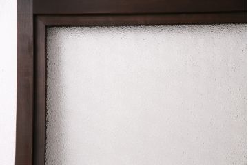 昭和初期の引き戸をリペア&カスタム!設置場所に合わせてリサイズ。しゃくり側の変更。(ガラス戸、建具)