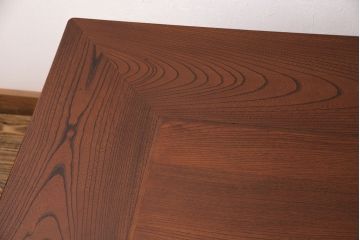 松本民芸家具のA型洋炉卓をリペア&カスタム!ショーケースとしても使用できるように付け替え可能な栗材の内箱、ガラス天板を製作。(火鉢)