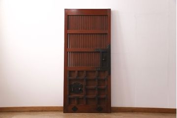 明治期の蔵戸をリペア&カスタム!設置場所に合わせてリサイズ。金具は黒色に着色。(玄関戸、引き戸、建具)