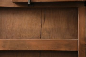 大正昭和初期の門扉一対をリペア&カスタム!耐荷重蝶番を取り付け。剥離後、明るい茶色に着色し、仕上げ。(木製ドア、建具)