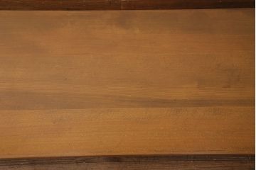 昭和中期の長テーブルの見た目を変えずに綺麗にリペア!クリーニングを行い、天板ウレタン仕上げ。(ローテーブル、作業台)