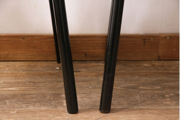 ビンテージのG-PLANのバタフライチェア2脚をリペア&カスタム!座面の張り替え。現状の色味に合わせて着色し仕上げ。(ダイニングチェア、椅子)