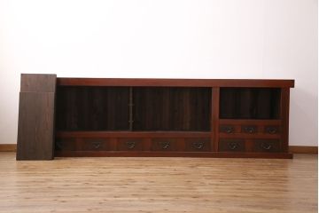 明治期の水屋箪笥・上段をリペア&カスタム!高さと奥行きをリサイズ。建具の金網をクリアガラスに変更。可動式の棚板を設置。天板を取り付け。(食器棚、収納棚、戸棚)