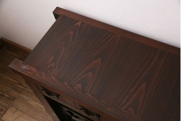 明治期の水屋箪笥・下段をリペア&カスタム!幅と奥行きをリサイズし。引き出しを新たに製作。可動式の棚板を設置。天板を取り付け。(食器棚、収納棚、戸棚)