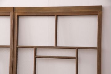 昭和初期のガラス戸4枚をリペア&カスタム!設置場所に合わせてリサイズ。引手と戸車を取り付け。クリアガラス、ダイヤガラス、ゆらゆらガラス、変わり花菱模様ガラスに差し替え。クリアワックス仕上げ。戸枠を新たに製作。(引き戸、建具)