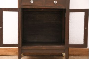 医療用キャビネットをリペア&カスタム!欠損した取っ手は近しいものを取り付け。キャスターは真鍮製に交換。背板の色味に合わせて着色し仕上げ。(デンタルケース、デンタルキャビネット、ケビント、収納棚、サイドキャビネット)