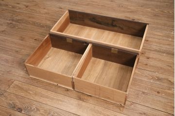 昭和初期のワードローブの見た目を変えずに綺麗にリペア!引き出しや可動部の調整。(収納棚、洋服タンス、キャビネット)