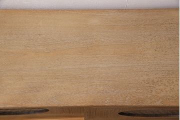 収納箪笥のローボードをリペア&カスタム!引き戸に楕円形の窓を製作し、当店オリジナルの麻の葉模様ガラスを組み入れ。蜜蝋ワックスにて仕上げ。(丸窓、テレビ台、収納棚)