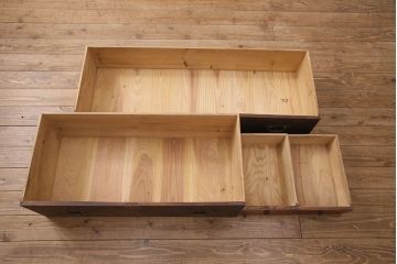昭和初期の仙台箪笥の見た目を変えずに綺麗にリペア!引き出しや可動部の調整。着色せず仕上げ。(時代箪笥、和タンス、引き出し、収納箪笥)