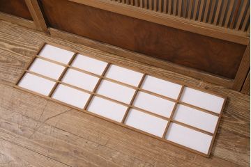 昭和初期の格子戸3枚をリペア&カスタム!裏障子をプラスチック障子に張り替え。引手を取り付け。(引き戸、障子戸、建具)