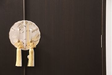 加茂桐箪笥をリペア&カスタム!高品質リペアを施し、濃い茶色で着色し仕上げ。(総桐たんす、和タンス、着物箪笥、衣装箪笥)