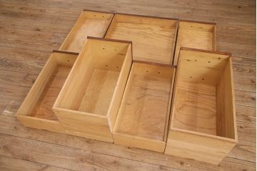 ドレクセルヘリテイジの両袖デスクをリペア&カスタム!天板後方に小物落下防止のため立ち上がりを設置。(机、ワークデスク)