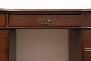 ドレクセルヘリテイジの両袖デスクをリペア&カスタム!天板後方に小物落下防止のため立ち上がりを設置。(机、ワークデスク)