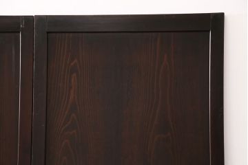 明治期の板戸4枚をリペア&カスタム!それぞれ設置場所に合わせてリサイズ。平型戸車、引き手を取り付け。(引き戸、建具)