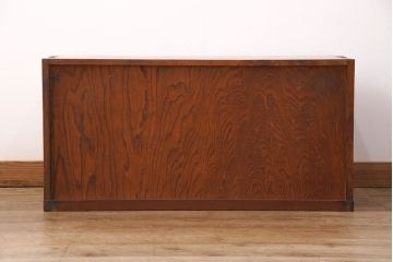 ローボードの見た目を変えずに綺麗にリペア!傷の補修を行い、その部分のみワックス仕上げ。(収納棚、引き出し、テレビ台)