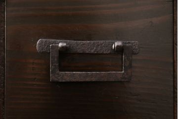 明治大正期の階段箪笥の見た目を変えずに綺麗にリペア!欠損した金具、棚板、引き出しを取り付け。(時代箪笥、収納棚)