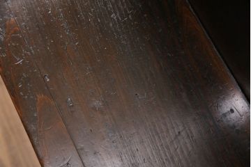 明治大正期の階段箪笥の見た目を変えずに綺麗にリペア!欠損した金具、棚板、引き出しを取り付け。(時代箪笥、収納棚)
