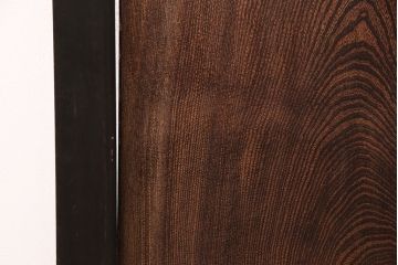 板戸4枚の見た目を変えずに綺麗にリペア!ホゾの締め直し、隙間の矯正。組子の欠損部分を新たに製作し、現状に近しい色味に着色。障子を張り替え。(引き戸、建具)