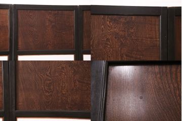 板戸4枚の見た目を変えずに綺麗にリペア!ホゾの締め直し、隙間の矯正。組子の欠損部分を新たに製作し、現状に近しい色味に着色。障子を張り替え。(引き戸、建具)
