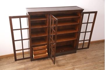 北海道民芸家具の収納棚をリペア&カスタム!台輪を新たに製作。現状に近しい色味に着色し仕上げ。(サイドボード、キャビネット、ブックケース、本箱)
