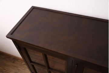 北海道民芸家具の収納棚をリペア&カスタム!台輪を新たに製作。現状に近しい色味に着色し仕上げ。(サイドボード、キャビネット、ブックケース、本箱)