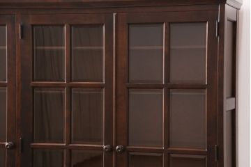 北海道民芸家具の収納棚をリペア&カスタム!台輪を新たに製作。現状に近しい色味に着色し仕上げ。(サイドボード、キャビネット、ブックケース、本箱)