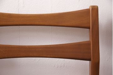 北欧ヴィンテージのチェア5脚をリペア&カスタム!指定の生地で座面の張り替え。(椅子、ダイニングチェア)