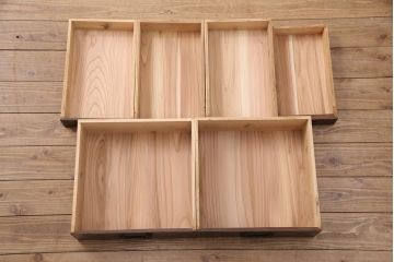 関東水屋箪笥の見た目を変えずに綺麗にリペア!天板の突起をカットし、1トーン落ち着いた色味に着色し仕上げ。(収納棚、茶箪笥、キャビネット、食器棚)