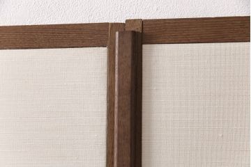 ふすま4枚にリペア&カスタム!お客様ご支給の雲肌麻紙、鳥の子紙で張り替え。桟は現状に近しい色味に着色し仕上げ。(引き戸、建具、襖)