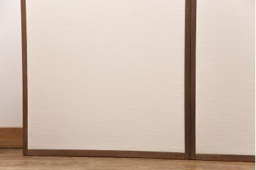 ふすま4枚にリペア&カスタム!お客様ご支給の雲肌麻紙、鳥の子紙で張り替え。桟は現状に近しい色味に着色し仕上げ。(引き戸、建具、襖)